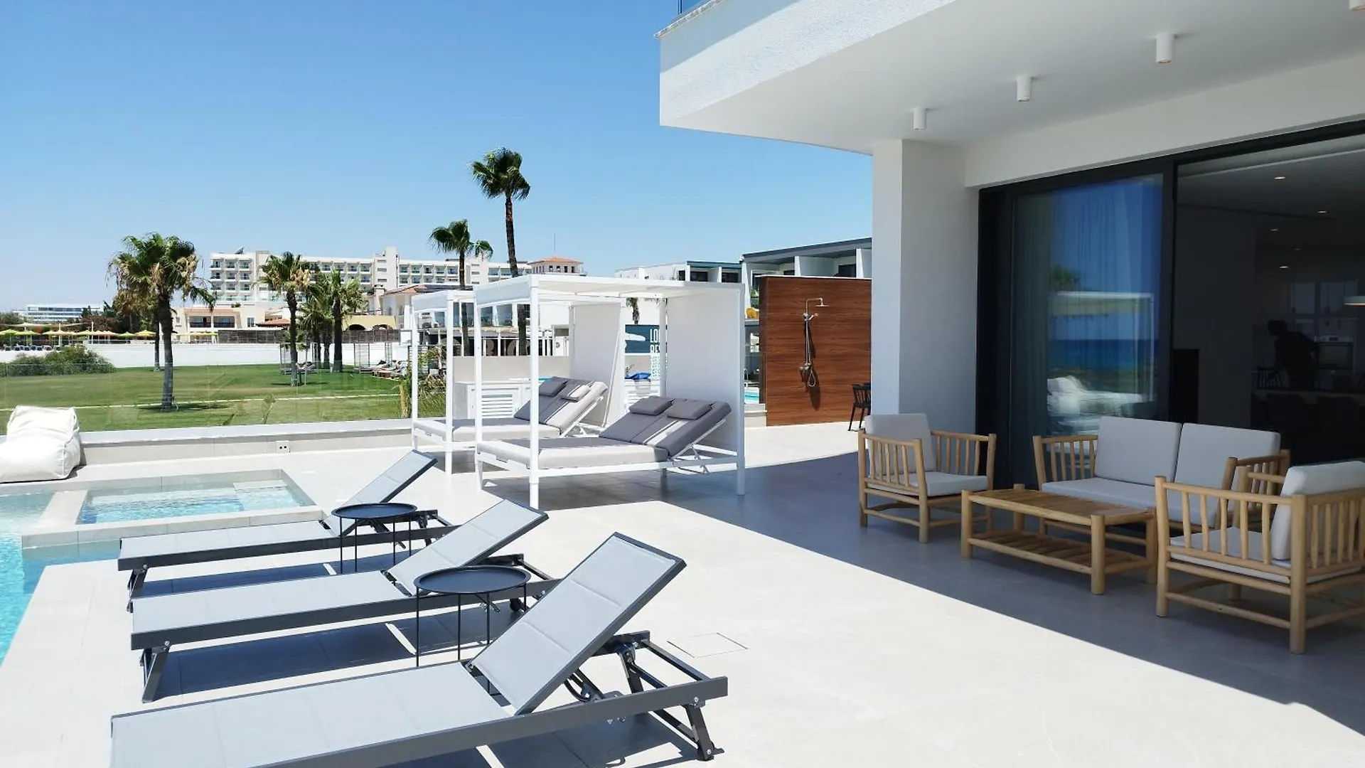 Aqua Beachfront Villas - Villa 1 Aya Napa