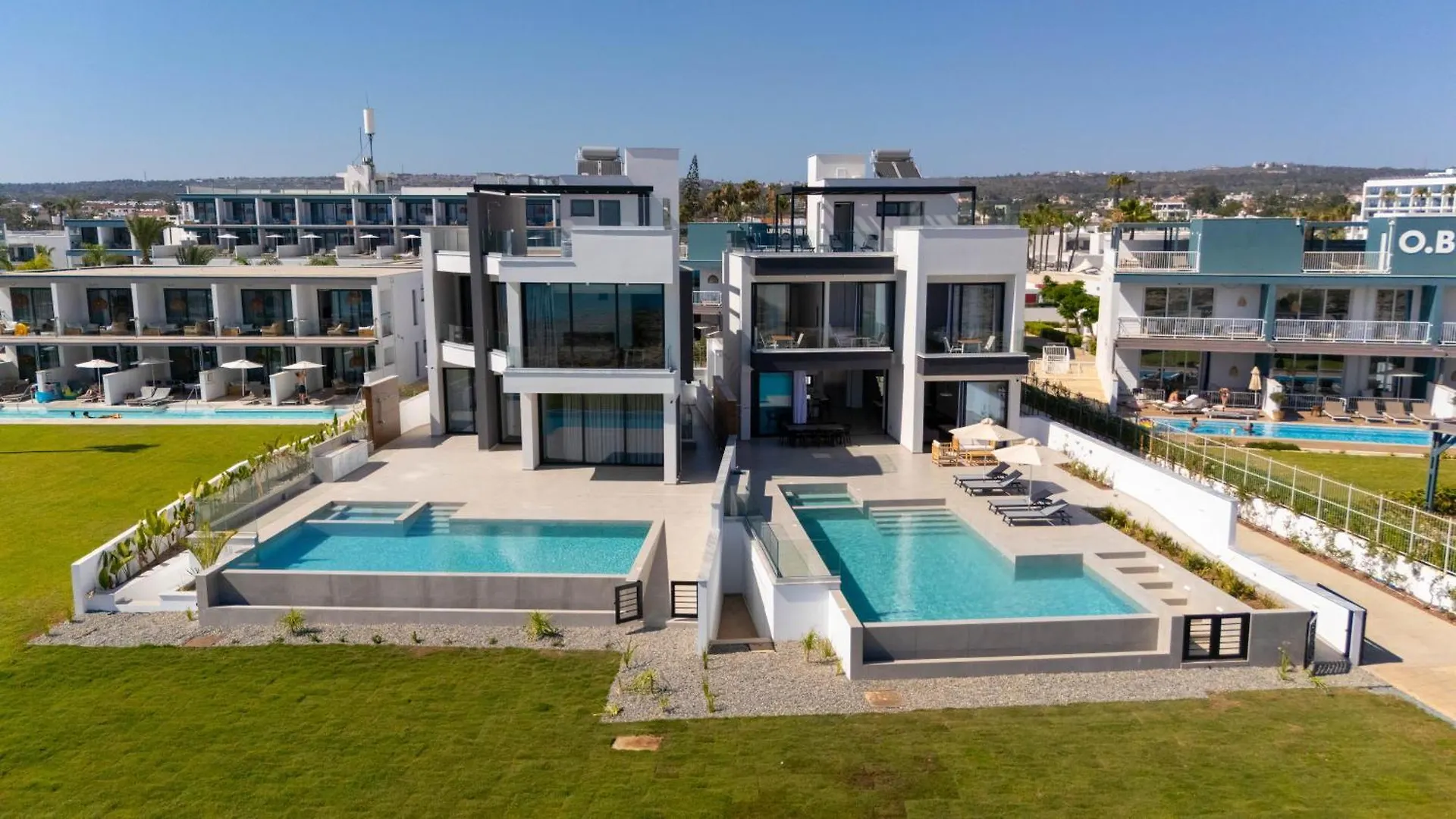 Aqua Beachfront Villas - Villa 1 Aya Napa