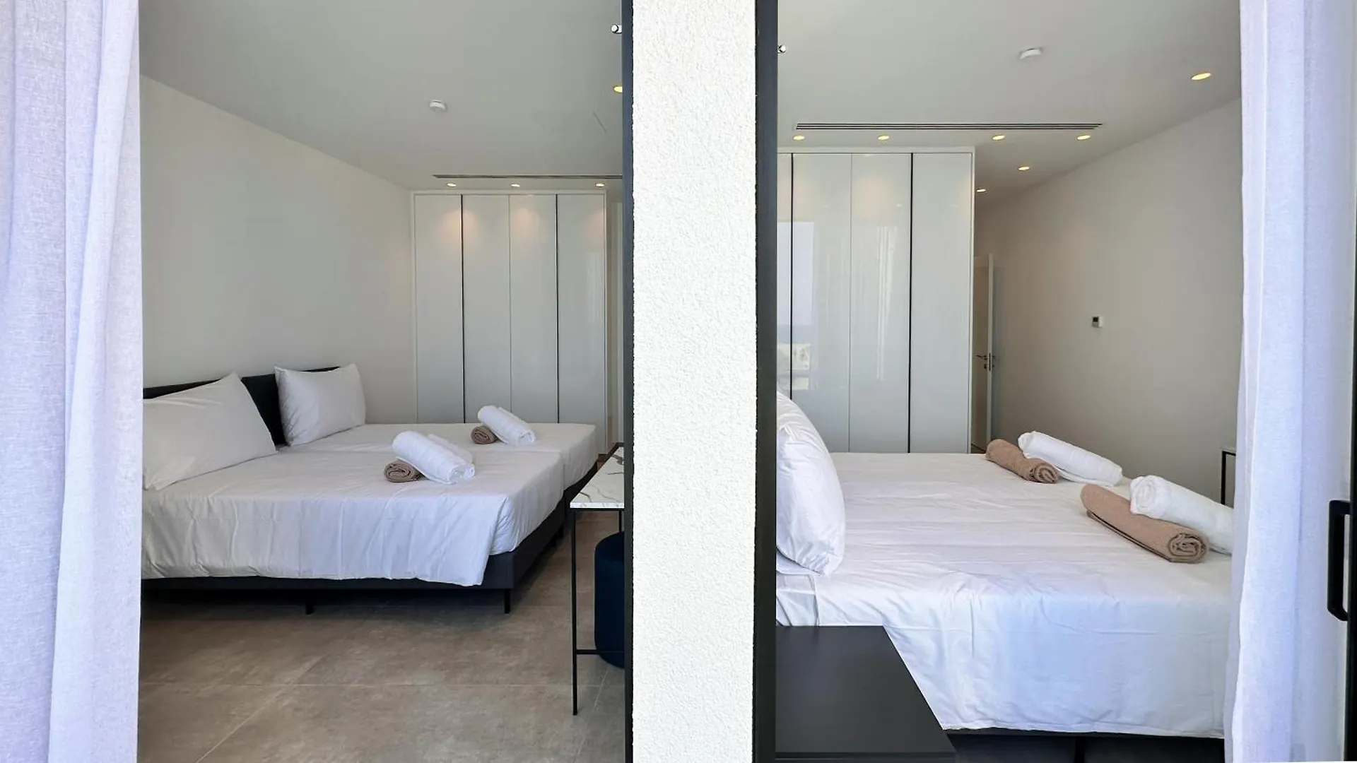 Aqua Beachfront Villas - Villa 1 Aya Napa 0*,  Kıbrıs