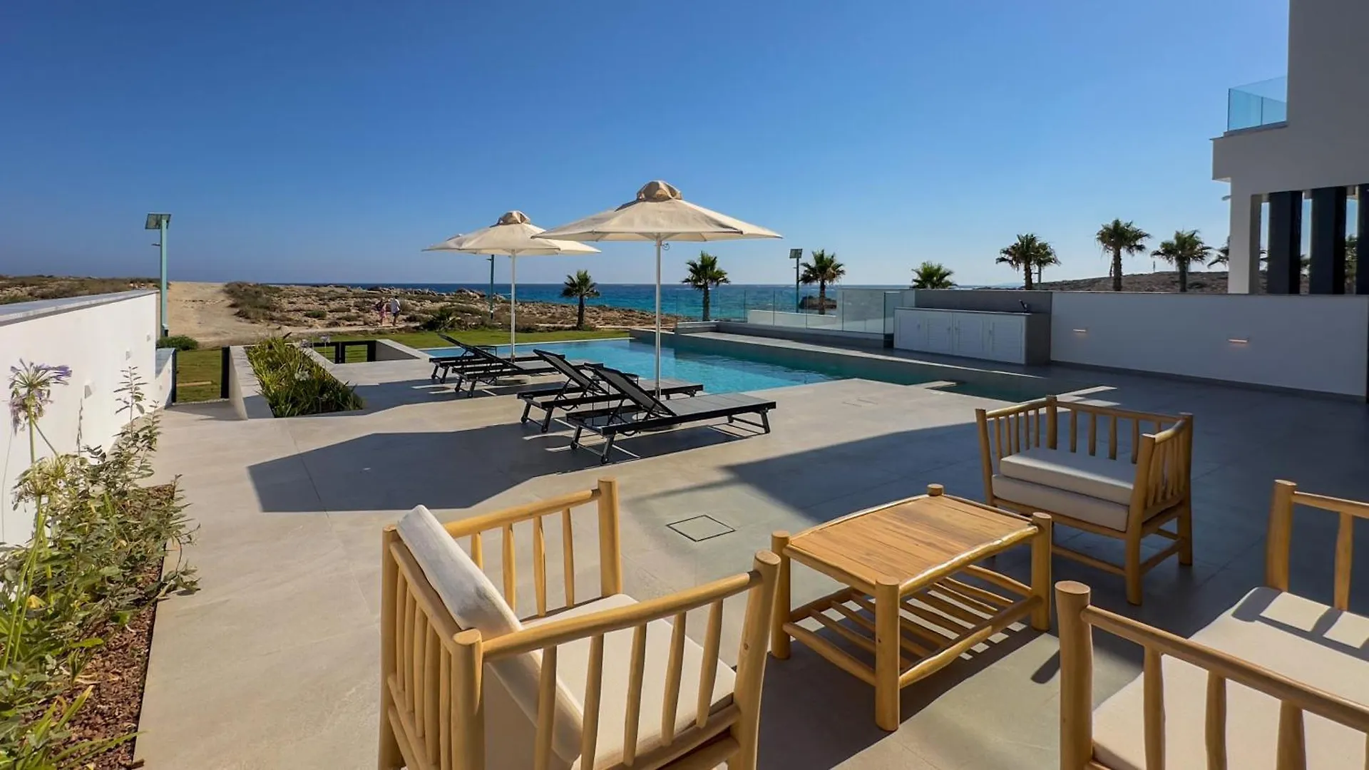 Aqua Beachfront Villas - Villa 1 Aya Napa