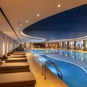 The Healthy Stay-padel, Pool&fitness Hotel